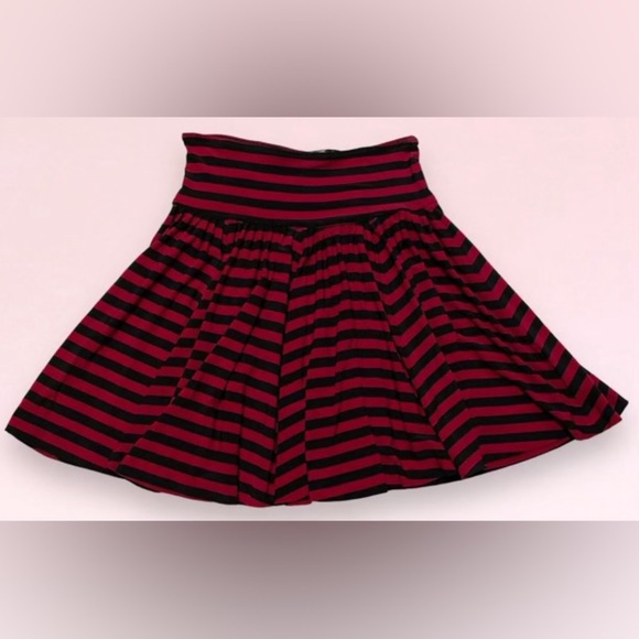NORMA KAMALI RED/BLACK STRIPED SKATER SKIRT. Y2K. SKIMS BODY, FLATTERING. - Picture 1 of 9